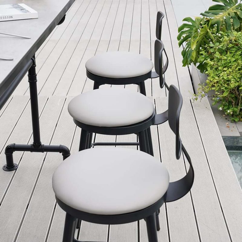 7-teiliges industrielles Metall Outdoor-Terrassen-Bar-Esszimmer-Set mit rechteckigem Tisch und Stühlen