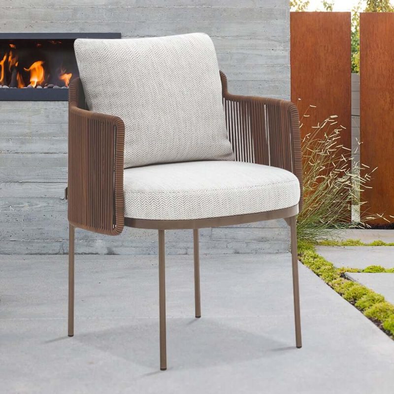 2-teiliges modernes Aluminium & Rattan Outdoor-Patio-Esstischstuhl-Set in Beige & Braun