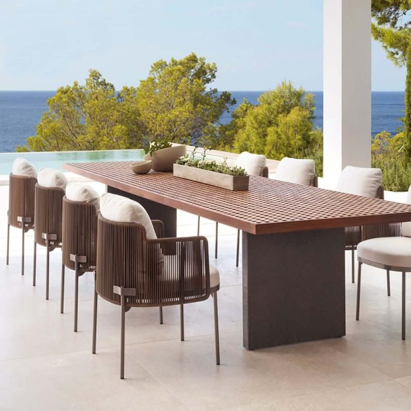 2-teiliges modernes Aluminium & Rattan Outdoor-Patio-Esstischstuhl-Set in Beige & Braun