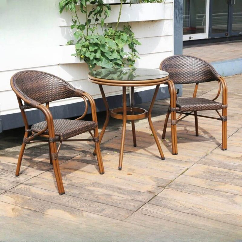 Minimalistischer Outdoor-Armlehnenstuhl, Aluminiumrahmen, wasserdicht, stapelbar, natürliche Oberfläche, 1 Stuhl, 22"L x 24"B x 33"H