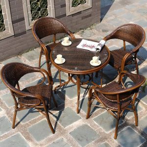 Moderner einfacher Stil Nestbarer Aluminium Outdoor Armlehnenstuhl in Auburn für 2 Stühle, 22"L x 20"B x 31"H, 2 Stühle
