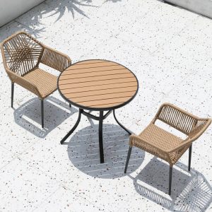 Naturfarbenes, rostbeständiges Legierungs-Außenbistro-Set mit rundem Tisch und Stuhl, 3-teilig, 31.5"L x 31.5"B x 28.7"H, natürliche Oberfläche, Schreibtisch mit 2 Stühlen