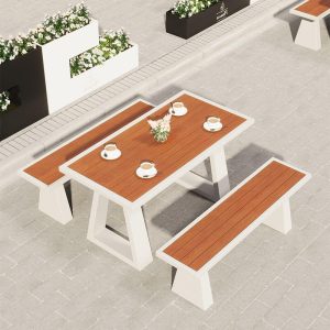 Outdoor-Esstisch mit Naturfinish und rechteckigem Design aus Verbundholz, Grün, nur Tisch