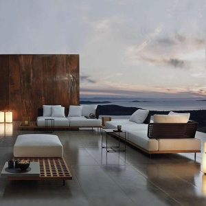 Minimalistisches Sofa mit Holzmaserungsrahmen, Teakholzrahmenmaterial, Kissen, UV-beständig, Sitzgelegenheit für 1 Person und 1 Stück, quadratisches Sofa