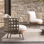Simplistisches 1-teiliges Teakbraunes UV-beständiges Sofa mit Kissen für Sitze 1, 1-Sitzer Sofa