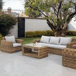 Modernes UV-beständiges metallisches Metallgerahmtes Rattangeflochtenes Sofa mit Kissen für 3 Sitzplätze, 1 Stück, 3-Sitzer Sofa