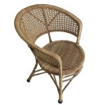 Traditioneller Rattan-Armstuhl mit hellbrauner Rückenlehne für die Terrasse - 1 Stuhl, rund
