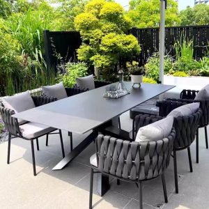 Stein-Patio-Esstisch in Hellgrau, UV-beständig, rechteckige Form, Art-Deco-Stil, 110,2"L x 39,4"B x 29,5"H, nur Tisch
