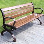 Freizeit Outdoor Bank mit gebogenen Armlehnen & Rücken in Auburn, 47"L x 22"B x 30"H, WPC (Holz-Kunststoff-Verbund)