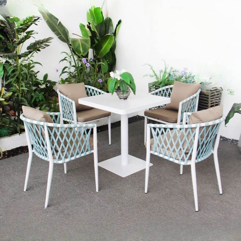 Einfaches 5-teiliges wetterfestes Patio-Essset mit Weißtisch und Legierungsgestell-Stühlen, Weiß, 31.5"L x 31.5"B x 27.6"H, Tisch & 4 Stühle
