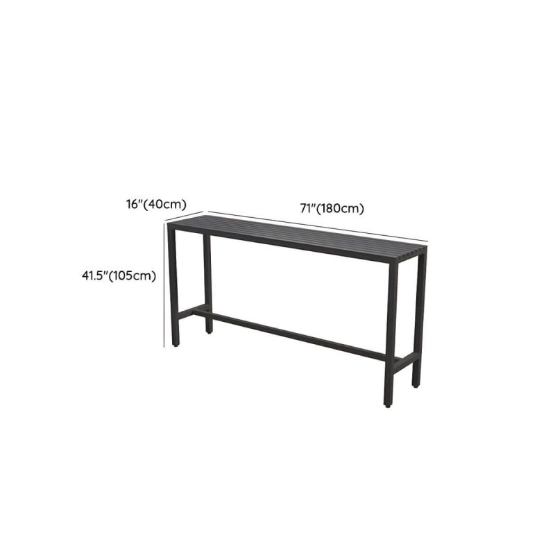 Dimension of Industrieller schwarzer Metall-Patio-Esstisch mit Espresso-Holzplatte - 70,9"L x 15,7"B x 41,3"H Nur Tisch