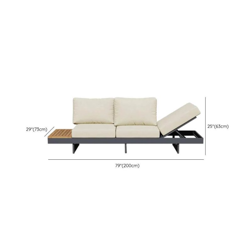 Dimension of Outdoor-Sofa-Konversationsset mit hellbraunem Holztisch, Stoffbezug, 4-teiligem Set, Chaiselongue-Komponente, Loveseat und Kreidekissen - Tagesbett