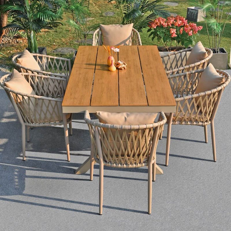 Cremefarbener Aluminiummetall einfacher Patio-Armstuhl mit abnehmbarem Kissen, stapelbar - 1 Stuhl, 22"L x 20"B x 31"H