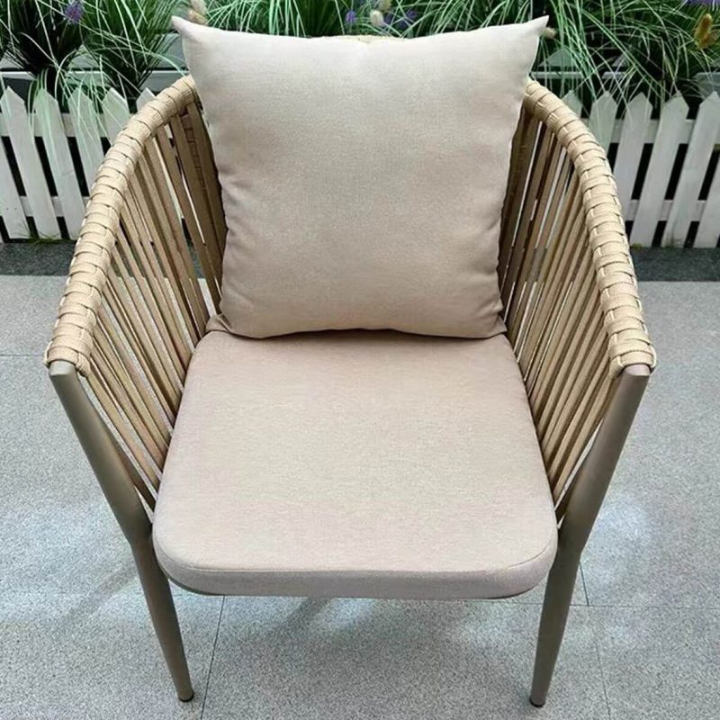 Cremefarbener Aluminium-Metall einfacher Patio-Armlehnenstuhl mit abnehmbarem Kissen - 2 Stühle, 21"L x 20"B x 31"H