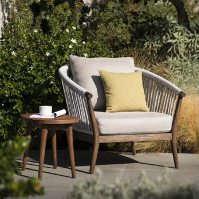 Hellgrünes Kissen 2-teiliges Set Stoff-Patio-Sofa-Gesprächsset, 2-teiliges Set (1 Einzelsitzer & 1 Beistelltisch)