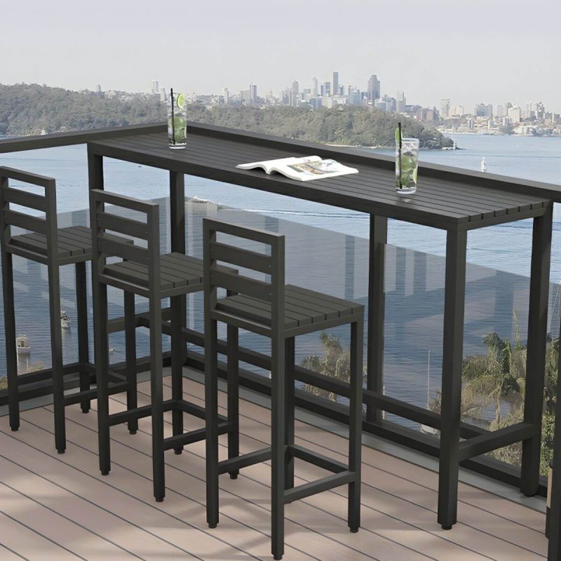 Industrieller schwarzer Metall-Patio-Esstisch mit Espresso-Holzplatte - 70,9"L x 15,7"B x 41,3"H Nur Tisch