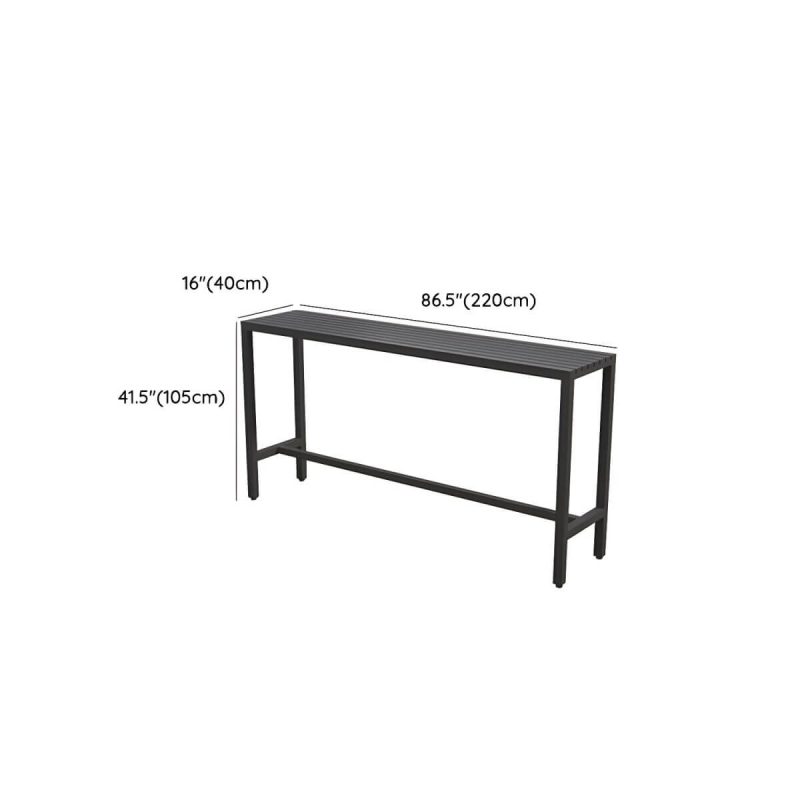 Dimension of Industrieller schwarzer Metall-Patio-Esstisch mit Espresso-Holzplatte - 86,6"L x 15,7"B x 41,3"H Nur Tisch