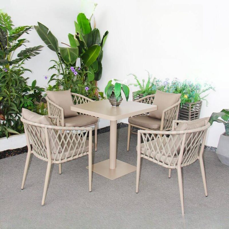 Modisches 5-teiliges wetterfestes Outdoor-Essset mit Kakaotisch und Metallgestell-Stühlen, Champagner, 27.6"L x 27.6"B x 27.6"H, Tisch & 4 Stühle