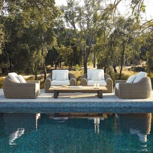 5-teiliges Patio-Sofa-Set mit Sepia-Tisch, weißen Kissen, Holz-Tischplatte und UV-beständigem Baumwollbezug, 5-teiliges Set (4 Stühle & 1 Couchtisch)