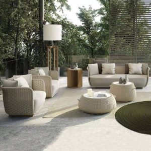 Holzfarbene Legierung Sofa, wasserdicht für 3 Personen, trendiger Stil mit Kissen und Polster inklusive, 3-Sitzer Sofa