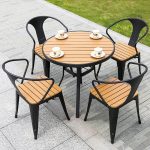 Runder Gartentisch aus Eisen mit natürlicher Oberfläche, UV-beständig im Art-Deco-Stil, nur Tisch