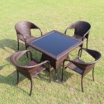 Sonnengeschütztes Outdoor-Esstischset mit glasierter Tischplatte, runder Tintentisch, Stuhl, 5-teiliges Set mit Tisch, 35.4"L x 35.4"B x 29.1"H, Tisch & 4 Stühle