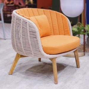 Oranges zeitgenössisches Sofa, UV-beständiger Eschenholzrahmen für 1 Person, Kissen inbegriffen, 1 Stück, 33.5"L x 31.5"B x 31.5"H