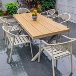 9-teiliges Set modernes wetterfestes Karamell-Legierungs-Outdoor-Essset mit Stuhl und Tisch, Braun, 86,6"L x 35,4"B x 29,5"H, Tisch & 8 Stühle