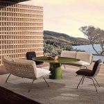 Zweisitzer-Sofa, wasserabweisend, Stoffbezug, Metall-Tintenrahmen, gepolsterte Rückenlehne, Loveseat, hellgraues Kissen - 1-Sitzer-Sofa