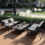 Terrasse Sofa Sitzgruppe, wasserdicht, 4-teilig, schwarzer Tisch, Legierungsoberfläche, inklusive Loveseat, 1 Tisch, Stühle, 4-teiliges Set (2 Stühle & 1 Loveseat & 1 Couchtisch)