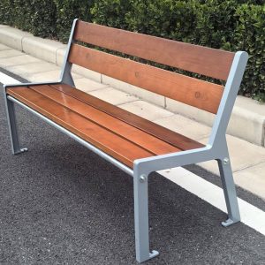 Minimalistische Kakaoholzparkbank mit Metallrahmen und Rückenlehne, 47"L x 22"B x 31"H