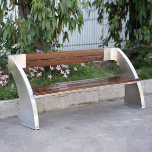 Modish Patio Bench mit Sitz aus Edelstahl in Silber und Rückenlehne, 70.9"L x 23.5"B x 30.7"H