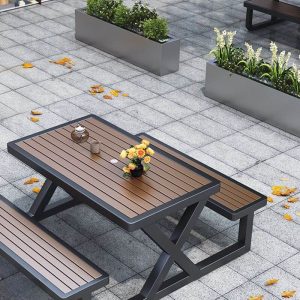 Terrassentisch in Weiß mit Eisenrahmen, Art-Deco-Stil, Weiß, 63"L x 47,2"B x 29,5"H, Nur Tisch