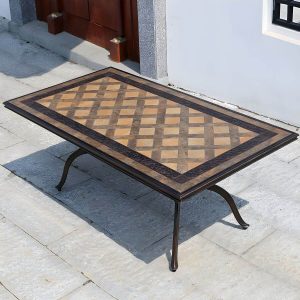 Moderner Outdoor-Patio-Tisch aus Keramik, rostbeständiger Patio-Tisch mit Aluminiumrahmen - Nur Tisch 63"L x 35"B x 29"H