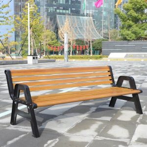 Moderne Outdoor-Bank mit Legierungssitz, geschwungenen Armlehnen, Rücken und brauner Farbe, 47"L x 21"B x 29"H