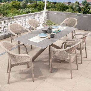 Modernes Wetterfestes Karamell-Legierungs-Außengarniturenset mit Stuhl und Tisch, 5-teilig, Braun, 59.1"L x 35.4"B x 29.5"H, Tisch & 4 Stühle