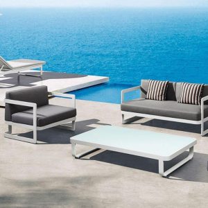 Minimalistisches, wasserdichtes Kreidemetal-Loveseat für 2 Personen mit Kissen und 1 Stück, Loveseat