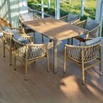 Gepolstertes Outdoor-Essset mit Holzoptik, Tisch und Stühlen, wetterbeständiges 7-teiliges Set, moderner Stil, 59"L x 35"B x 29"H, Tisch & 6 Stühle