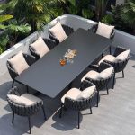 Stein-Patio-Esstisch mit schwarzer Tischplatte, UV-beständiges rechteckiges Design im Art-Deco-Stil, 86,6"L x 35,4"B x 29,5"H, nur Tisch