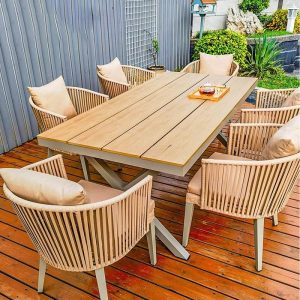 Polsterrostbeständiges 9-teiliges Set mit Outdoor-Essset in Holzoptik, 70,9"L x 35,4"B x 29,5"H, Tisch & 8 Stühle, Teak