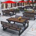 Outdoor-Picknicktisch mit Schirmloch, Kakaocomposite-Holz-Tischplatte, UV-beständiges rechteckiges Design im Art-Deco-Stil, Weiß, 63"L x 70"B x 31"H