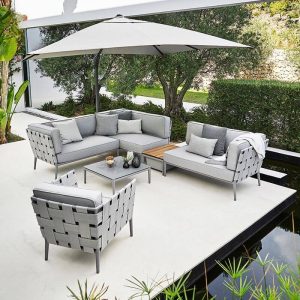 Einfaches 1-teiliges wasserbeständiges Sofa mit grauer Metallbasis für 1 Sitzplatz mit Kissen, Mittleres Sofa