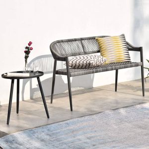 Art Deco Rattan Outdoor Arm Chair: Ink Frame, 1 Stuhl, 22"L x 23"B x 31"H