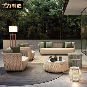 Garten-Sofa-Sitzgruppenset, 6-teiliges Set, weißer Tisch, Textilbezug, olivgrüne Kissen, 4-teiliges Set (2 Stühle & 3-Sitzer Sofa & großer Couchtisch)