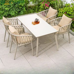 Elfenbeinbezogenes, rostbeständiges Outdoor-Essset, 47"L x 31"B x 29"H, Tisch & 4 Stühle