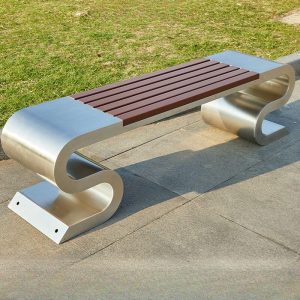 Old School Picnic Bench Damp-proof Pecan Engineered Wood, 79"L x 16"B x 18"H