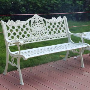 Moderne Metall-Gartenbank mit Beinen, wasserbeständig für den Außenbereich - Weiß 51"L x 25"B x 33"H