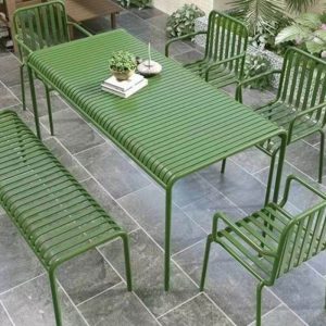 Outdoor-Esstisch mit olivgrüner quadratischer Metallplatte, lässiger Stil, 27,6"L x 27,6"B x 29,5"H, nur Tisch