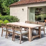 Moderner Terrassen-Seitenstuhl in Hellgrau mit Teakholzrahmen, 1 Stuhl mit Kissen, ohne Armlehnen