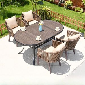 Modernes feuerfestes Cocoa Alloy Outdoor-Essset, 5-teilig mit Stuhl und Tisch, 63"L x 35"B x 29"H, Tisch & 4 Stuhle
